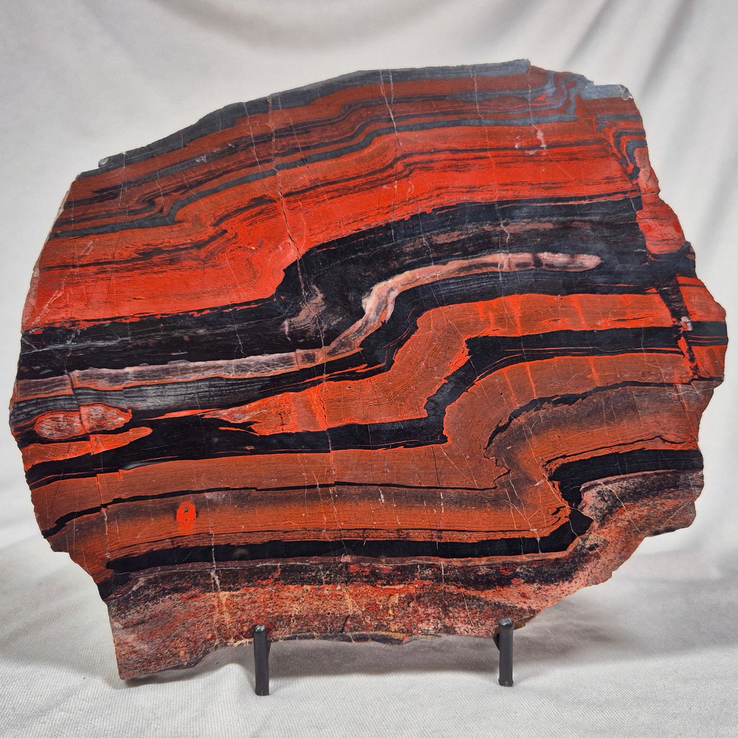 Banded Tiger Iron Polished ZBI018