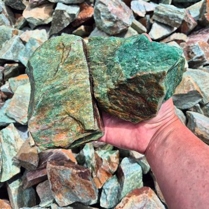 Fuchsite Rough by Weight ZRR004