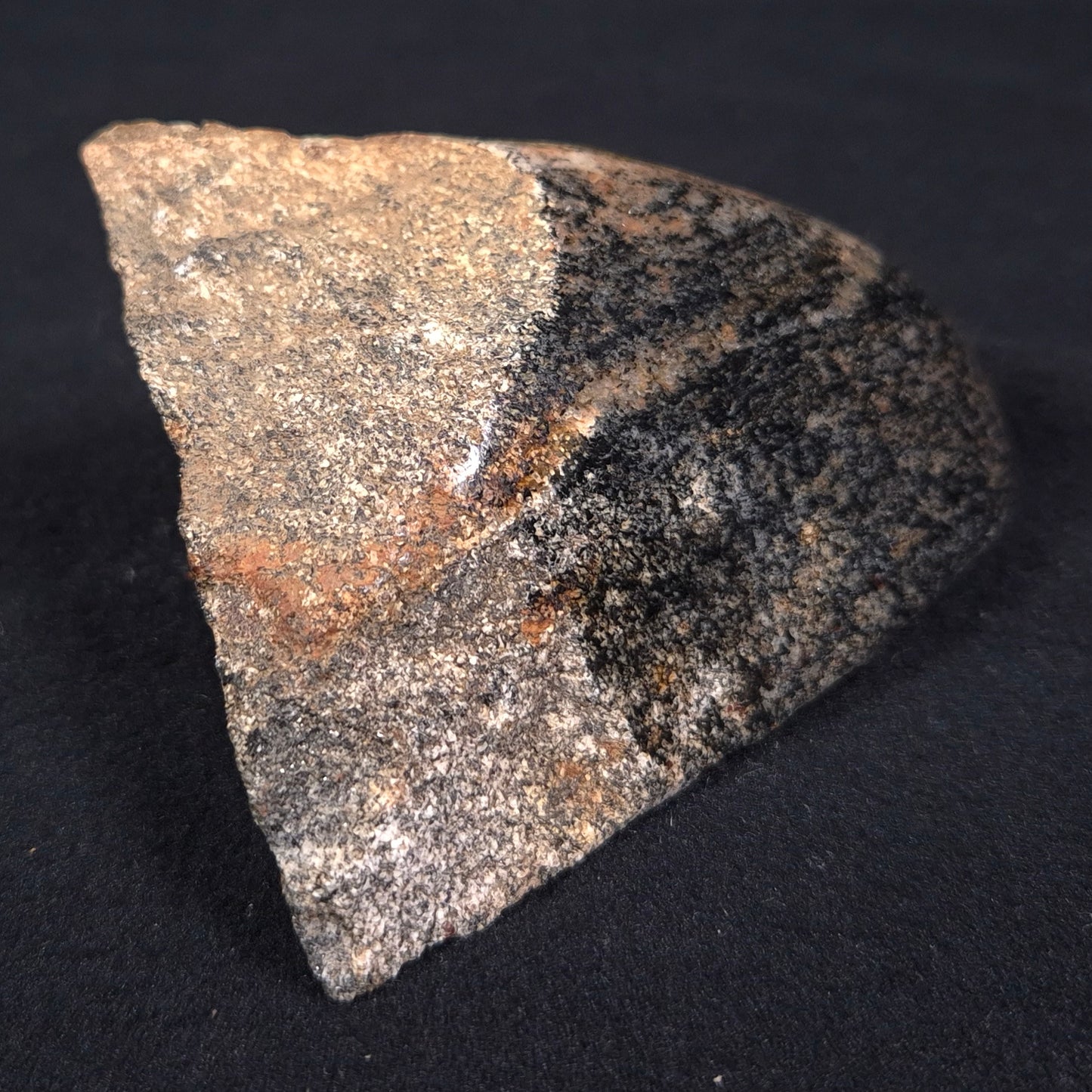 Acasta Gneiss "Oldest Rock" from Canada ZAG007