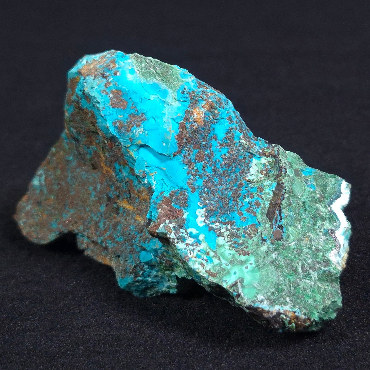 Chrysocolla with Cuprite and Malachite Rough from Mt. Isa ZRC004