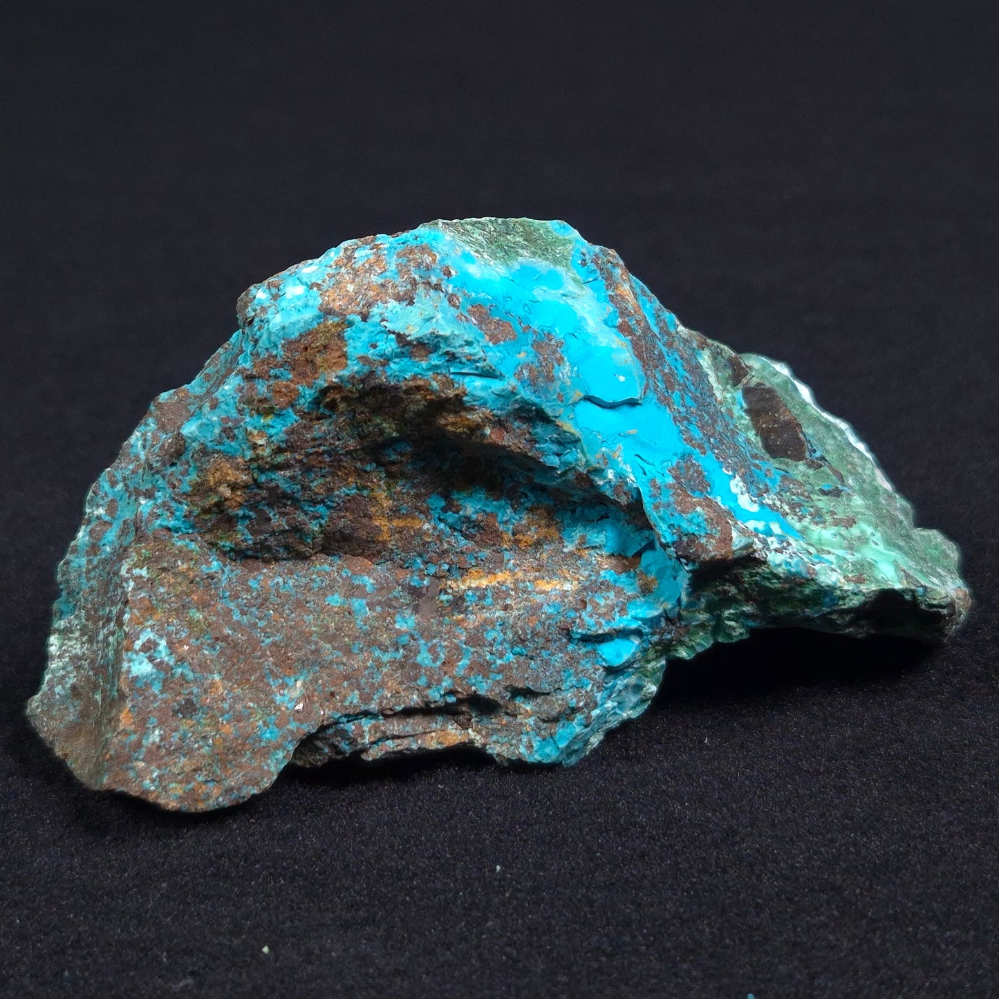 Chrysocolla with Cuprite and Malachite Rough from Mt. Isa ZRC004