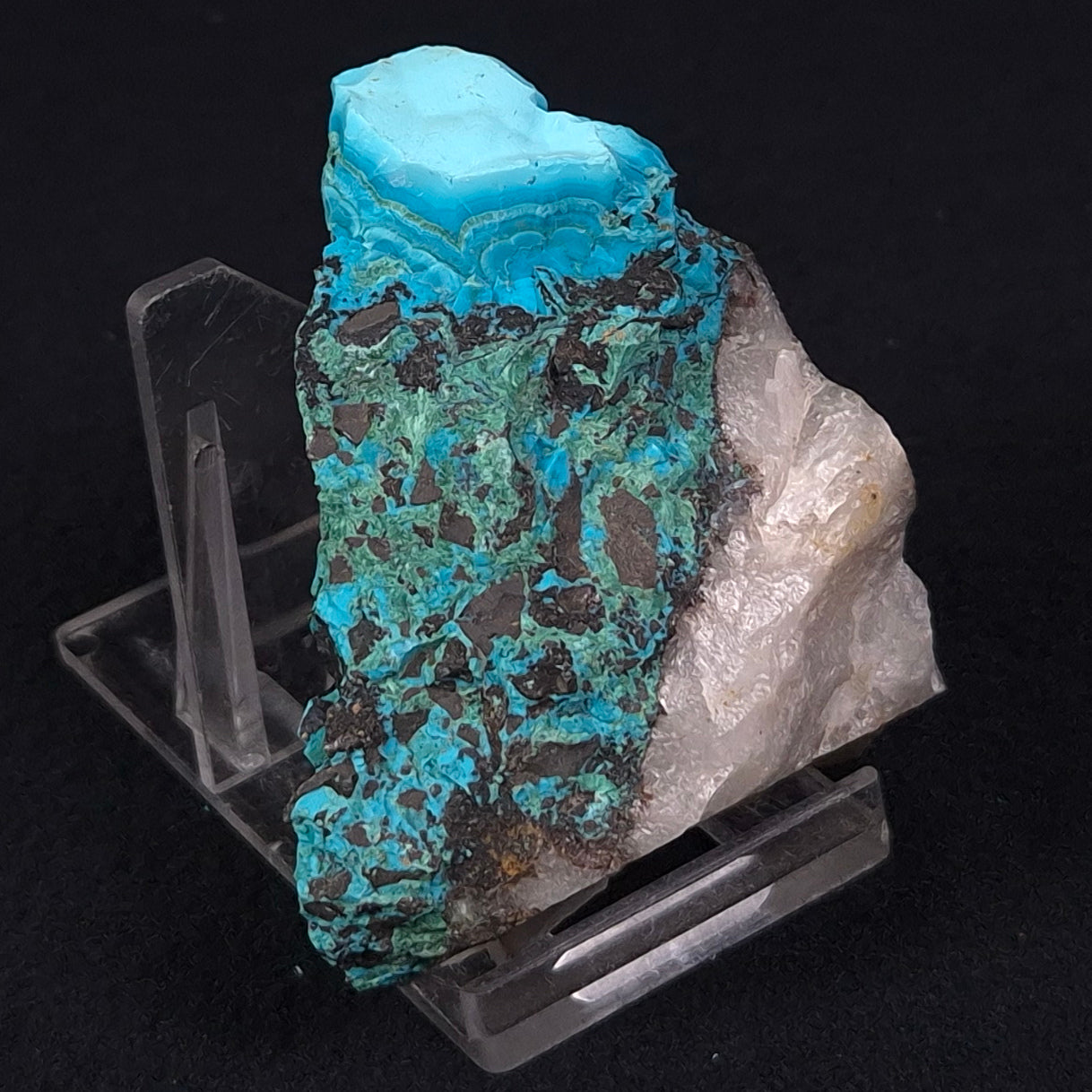 Chrysocolla with Cuprite, Malachite and Quartz Rough from Mt. Isa ZRC008