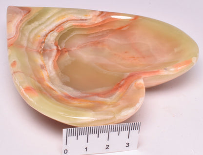 GREEN ONYX CARVED HEART SHAPED DISH P62