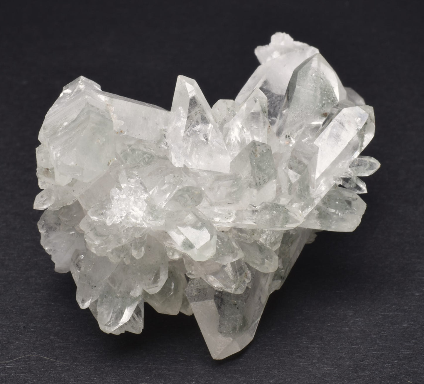 CLEAR HIMALAYAN QUARTZ CLUSTER P471