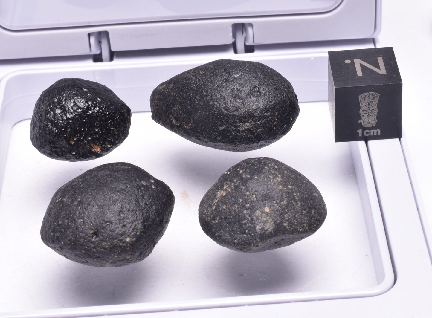 4 x AUSTRALITE, METEORITE FROM SOUTH AUSTRALIA MT39