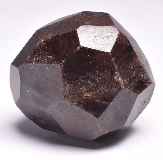 GARNET in NATURAL FORM FROM INDIA P642