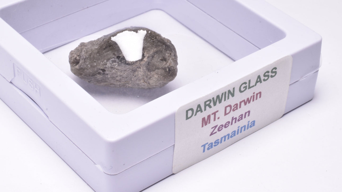 DARWIN GLASS, Meteorite Impact melt, AUSTRALIA MT187