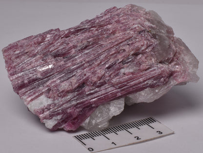 PINK TOURMALINE NATURAL 170 grams R06