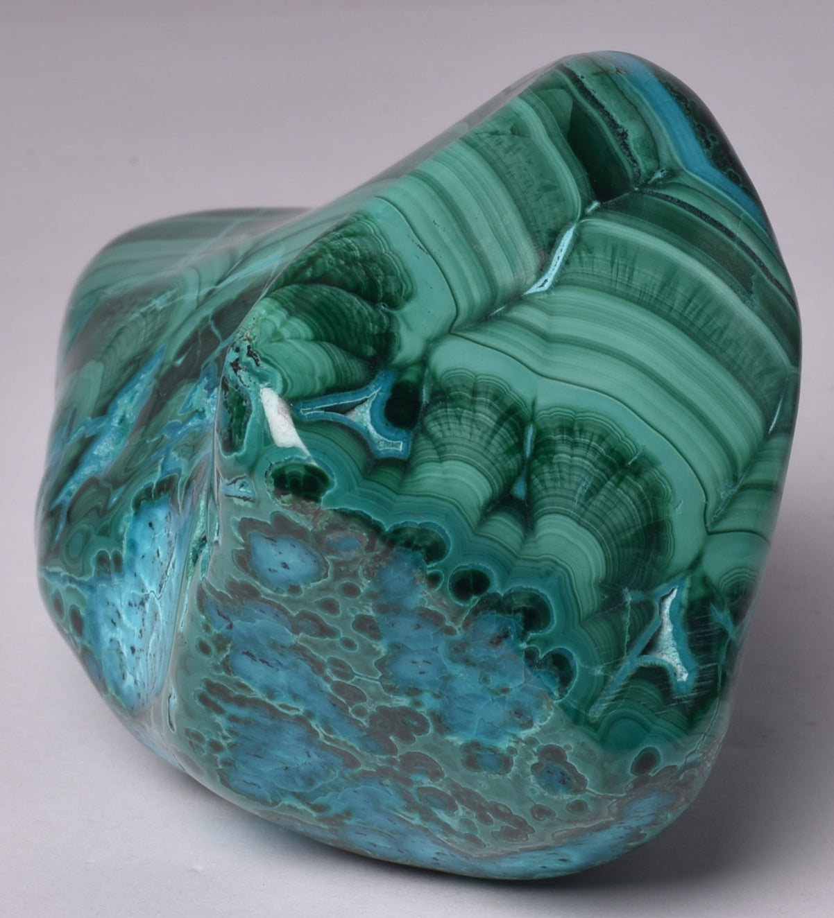 MALACHITE POLISHED CRYSTAL FREEFORM P485