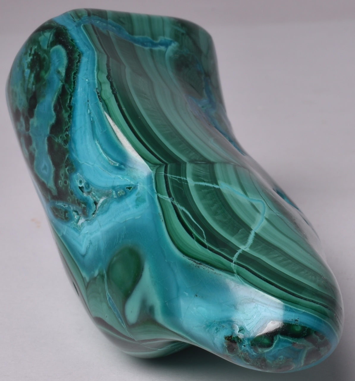 MALACHITE POLISHED CRYSTAL FREEFORM P485