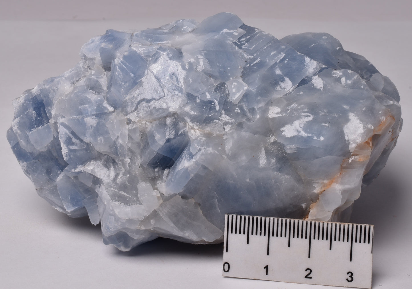 BLUE CALCITE CRYSTAL IN NATURAL FORM R18