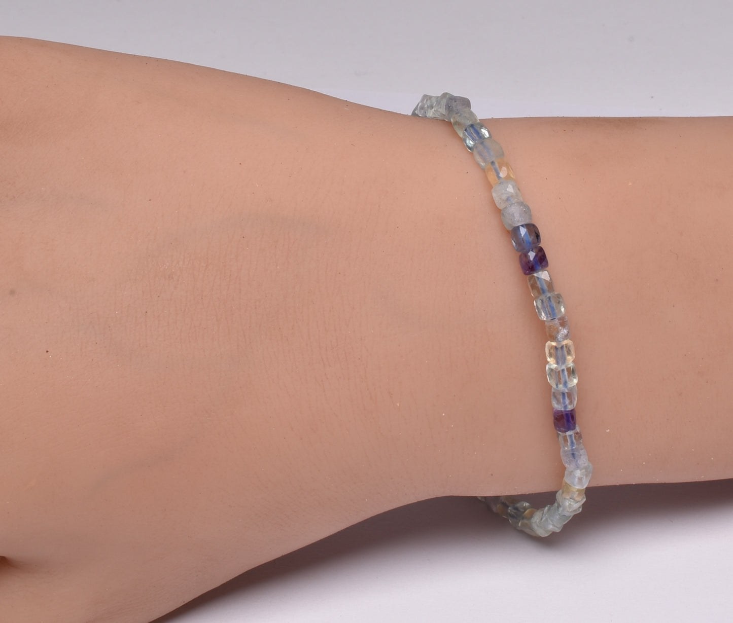 FLUORITE BEADED BRACELET J10