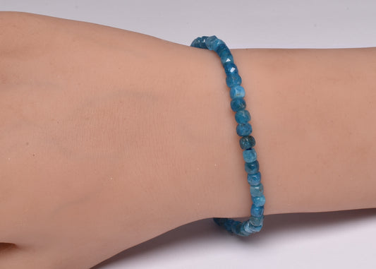 BLUE APATITE BEADED BRACELET J16