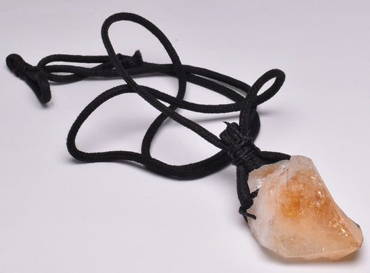 CITRINE NATURAL POINT PENDANT ON LEATHER LOOK NECKLACE J32