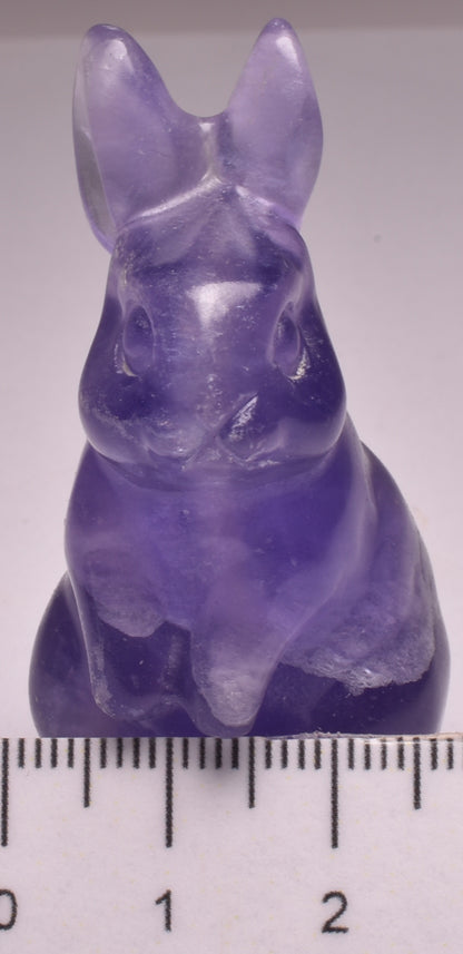 FLUORITE CRYSTAL RABBIT CARVING 5 cm P984