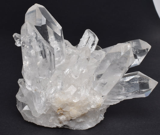 CLEAR QUARTZ CLUSTER of POINTS P587