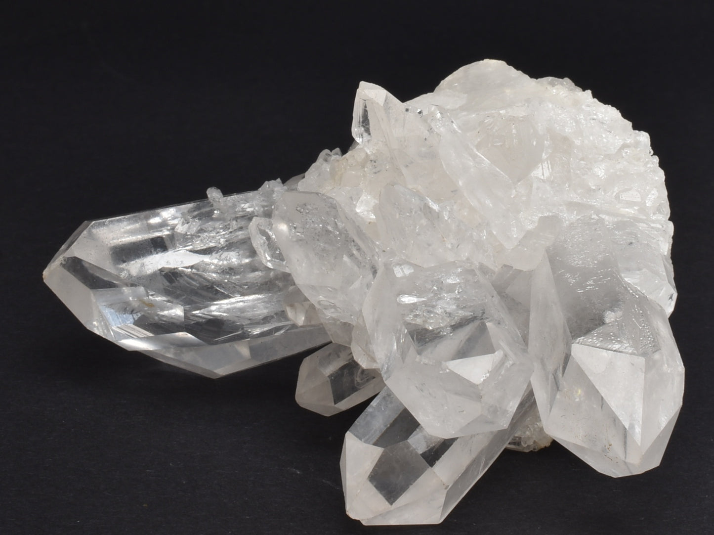 CLEAR QUARTZ CLUSTER of POINTS P587