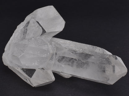 CLEAR QUARTZ CLUSTER P583