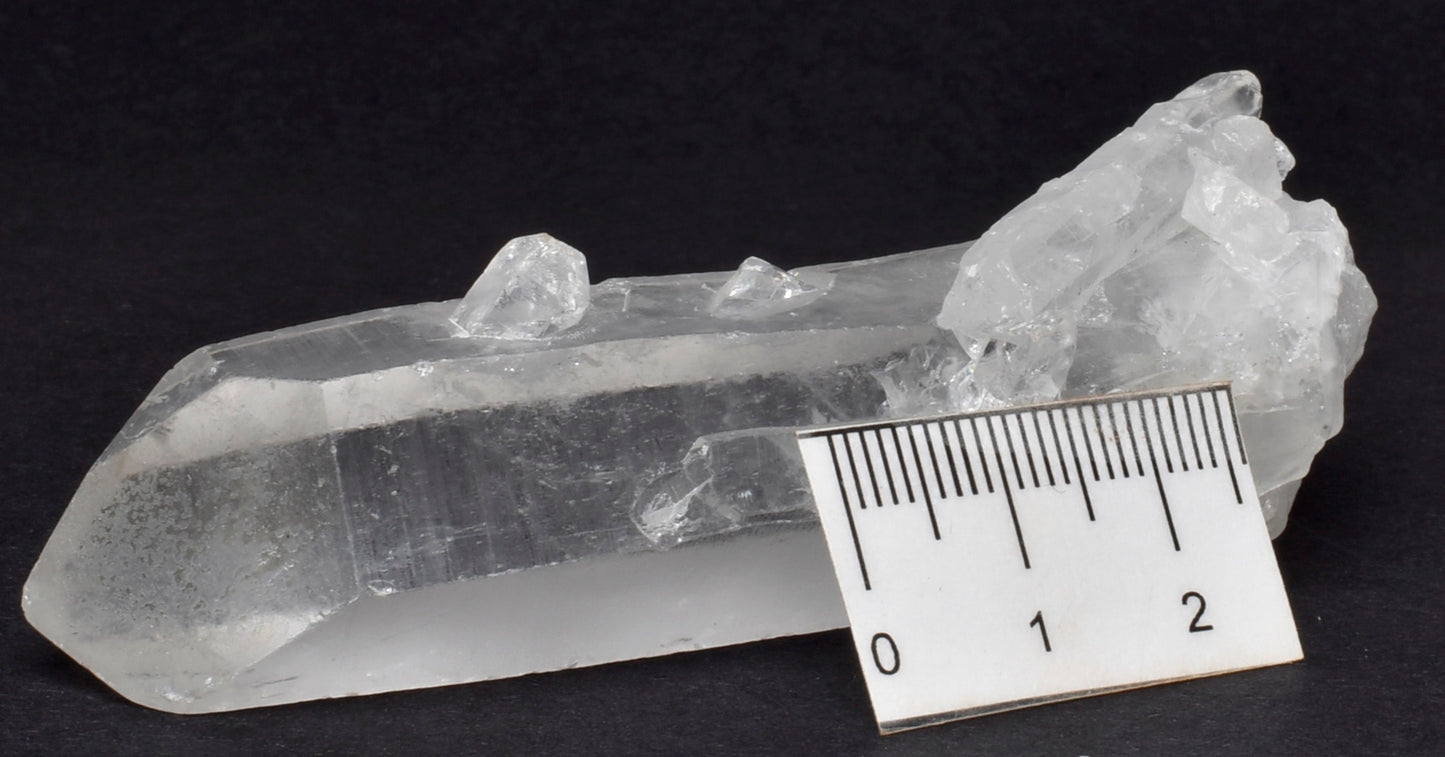 QUARTZ CRYSTAL CLUSTER P82