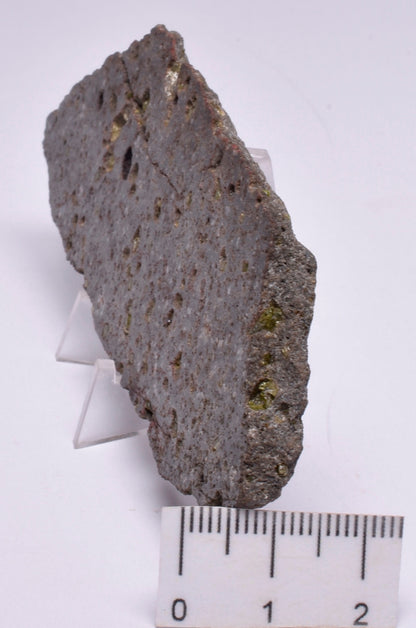 OLIVINE BASALT SLICE, KILAUEA VOLCANO, HAWAII S196