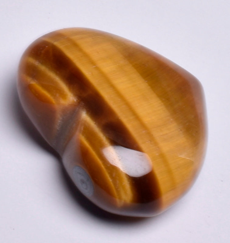 TIGER EYE CRYSTAL HEART CARVING P888