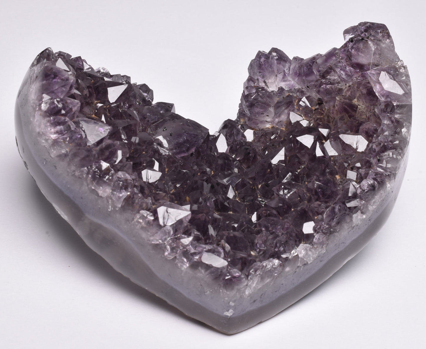 AMETHYST HEART CLUSTER P322