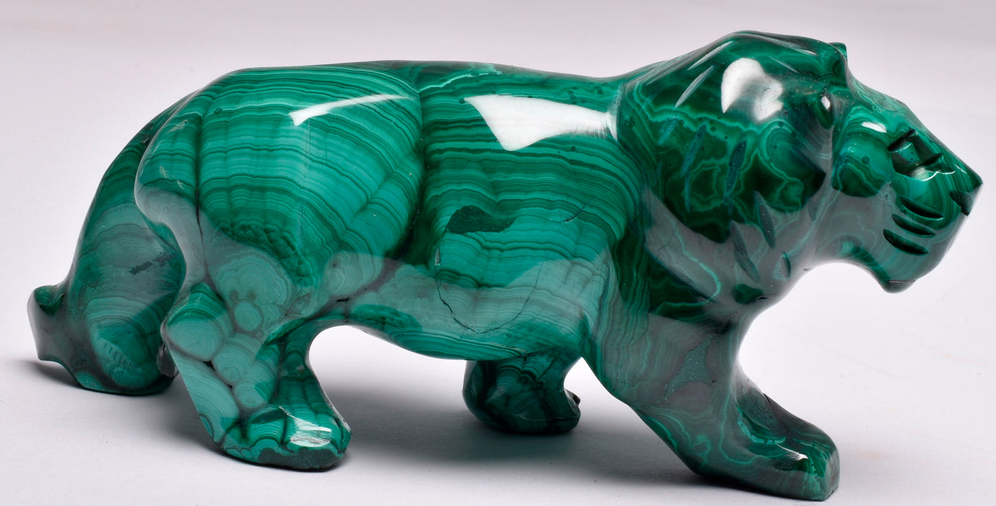 MALACHITE CRYSTAL LION CARVING