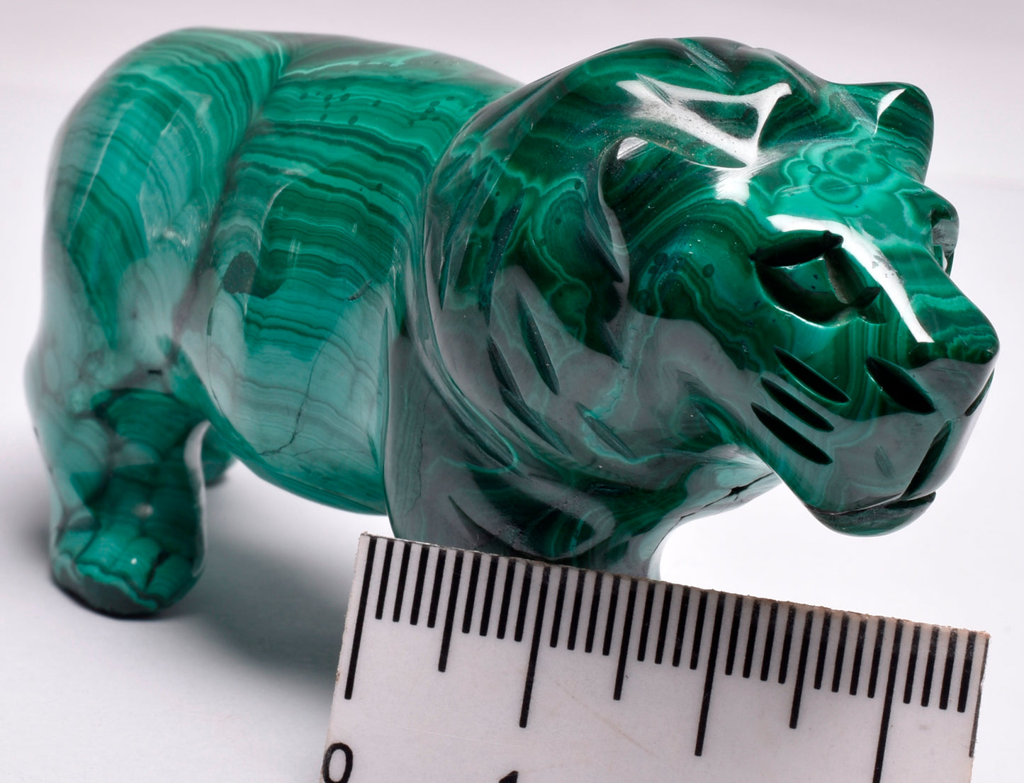 MALACHITE CRYSTAL LION CARVING