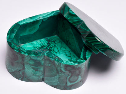 MALACHITE HEART TRINKET BOX P875