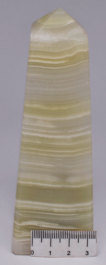 GREEN ONYX CARVED TOWER P536