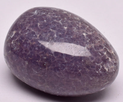 GRAPE AGATE EGG P557