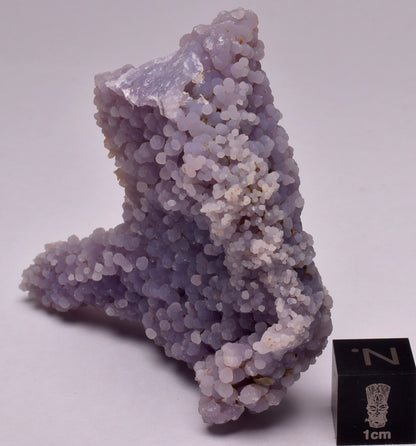 GRAPE AGATE CLUSTER P676