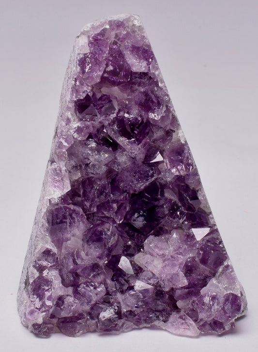 AMETHYST CRYSTAL CLUSTER P640