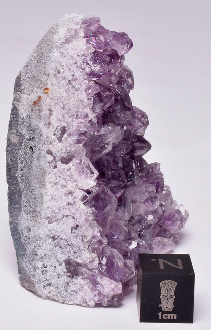 AMETHYST CRYSTAL CLUSTER P640