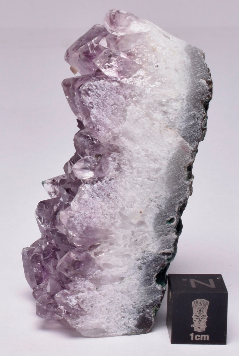 AMETHYST CRYSTAL CLUSTER P642