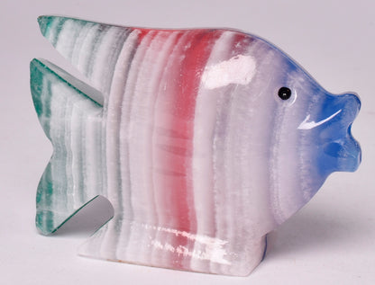 DYED ONYX FISH CARVING P73