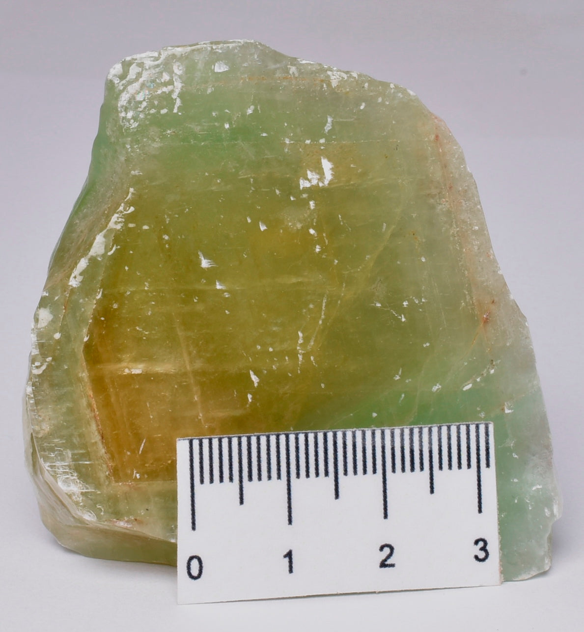 GREEN CALCITE CRYSTAL IN NATURAL FORM P88