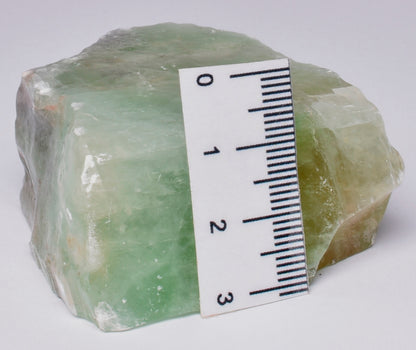 GREEN CALCITE CRYSTAL IN NATURAL FORM P88