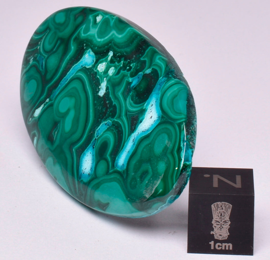 Malachite Polished Oval Cabochon P495