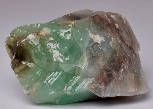 GREEN CALCITE CRYSTAL IN NATURAL FORM P35