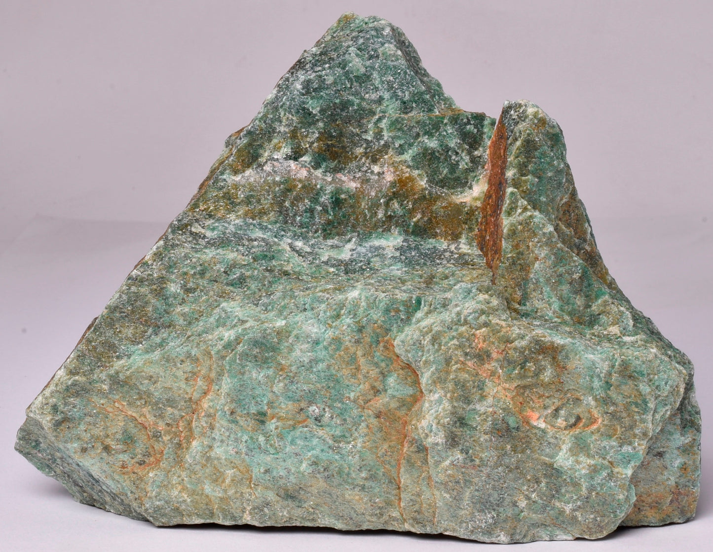 FUCHSITE NATURAL ROUGH ROCK R39