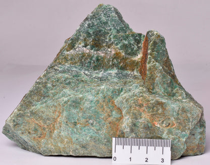 FUCHSITE NATURAL ROUGH ROCK R39