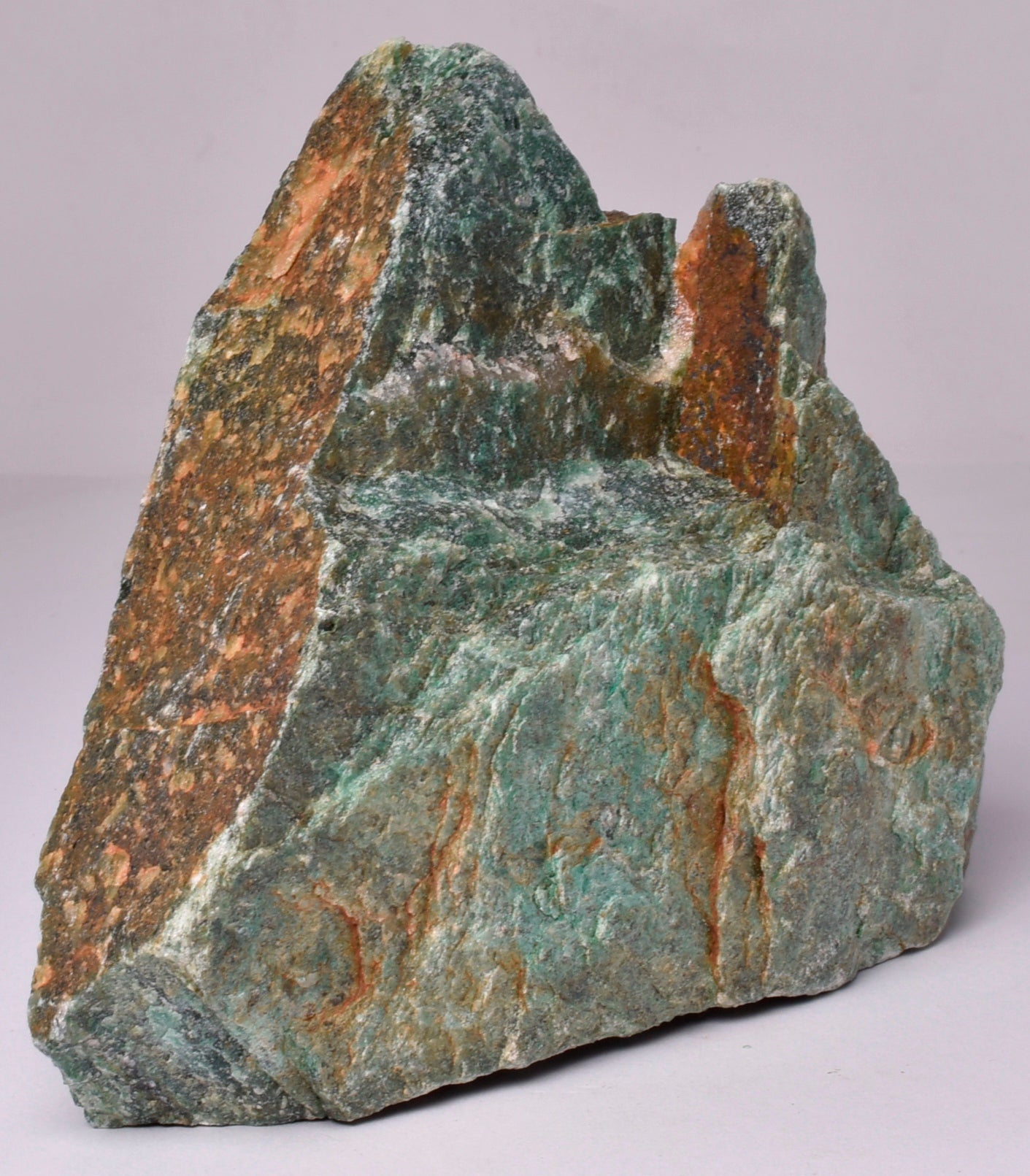 FUCHSITE NATURAL ROUGH ROCK R39