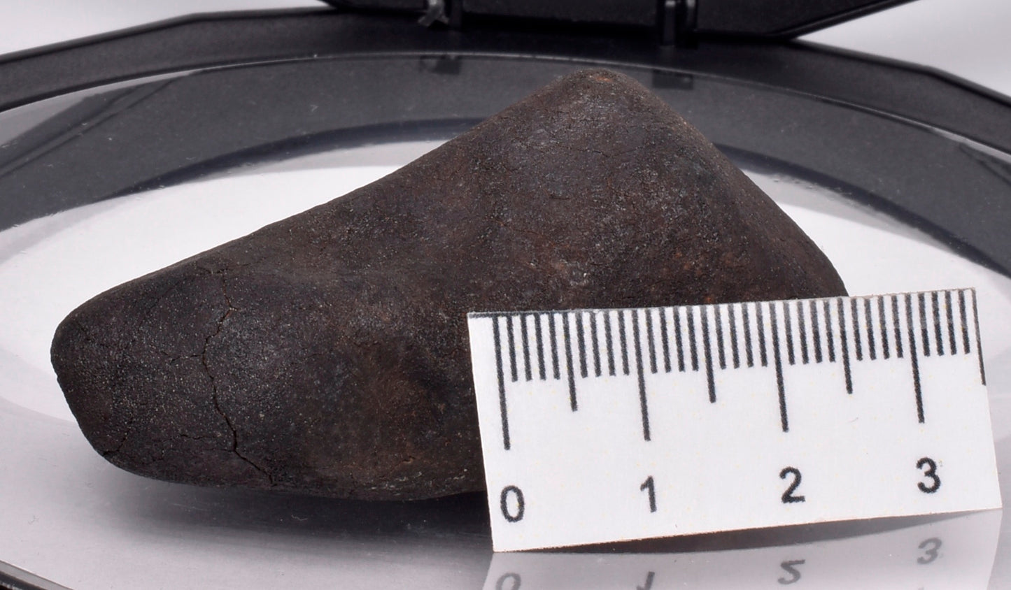 WILUNA METEORITE H5 CHONDRITE, FELL 1967. 86.6 grams, Western Australia MT27