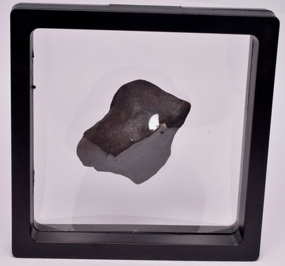 WILUNA METEORITE H5 CHONDRITE, FELL 1967. 71.4 grams, Western Australia MT30