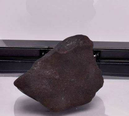 WILUNA METEORITE H5 CHONDRITE, FELL 1967. 71.4 grams, Western Australia MT30