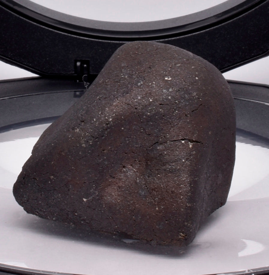 WILUNA METEORITE H5 CHONDRITE, FELL 1967. 80.6 grams, Western Australia MT47