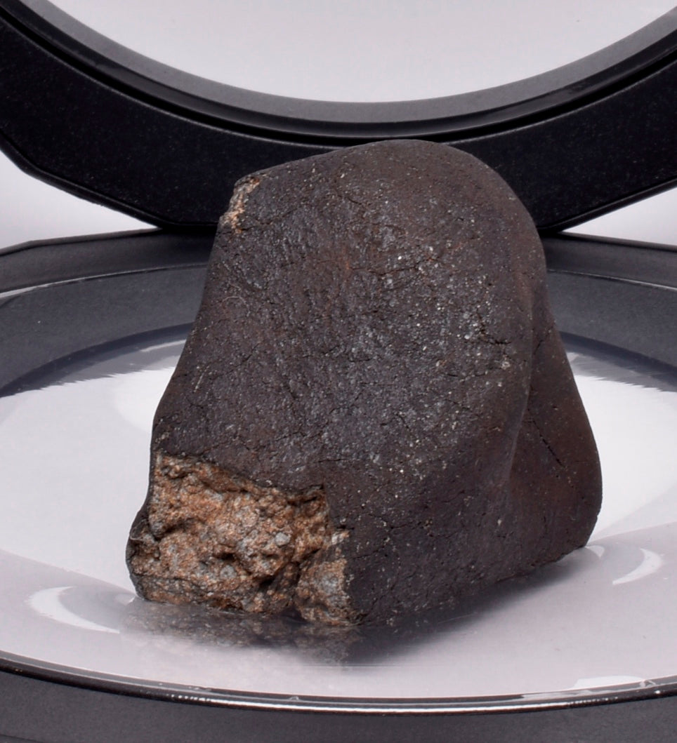 WILUNA METEORITE H5 CHONDRITE, FELL 1967. 80.6 grams, Western Australia MT47