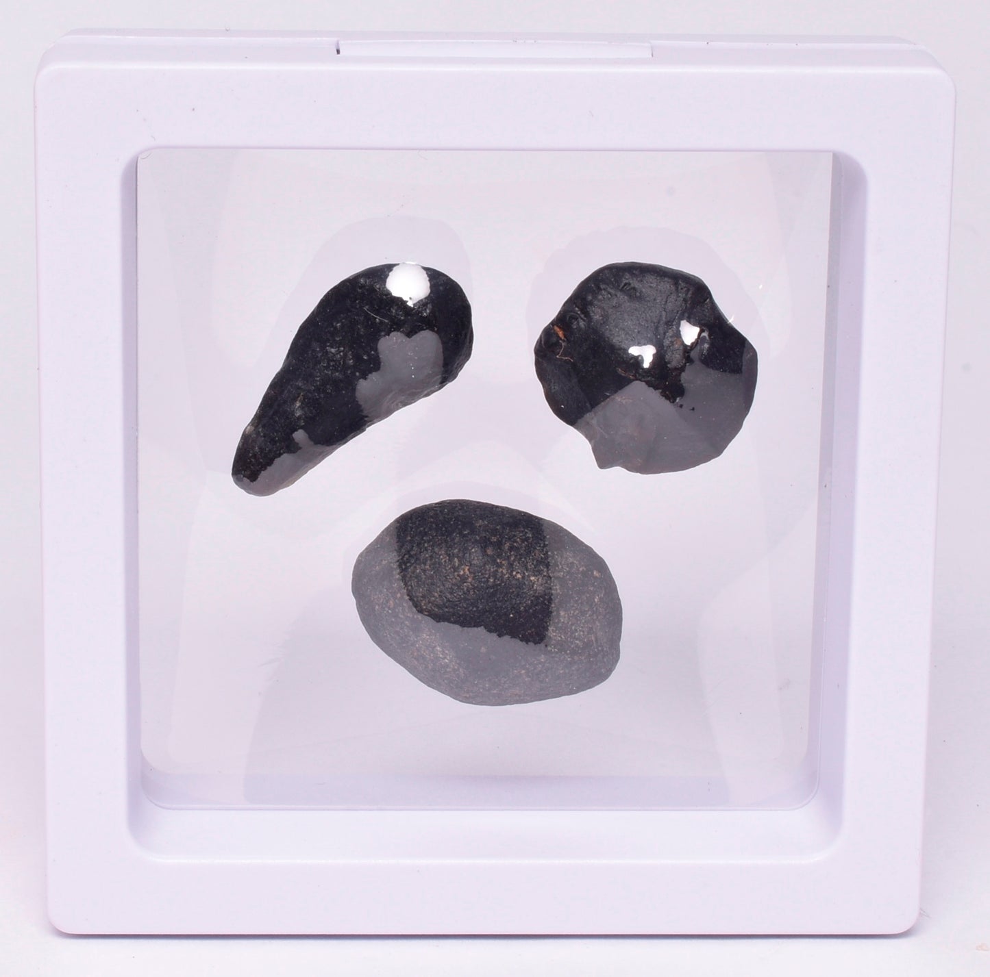 3 x AUSTRALITE, METEORITE FROM SOUTH AUSTRALIA MT122