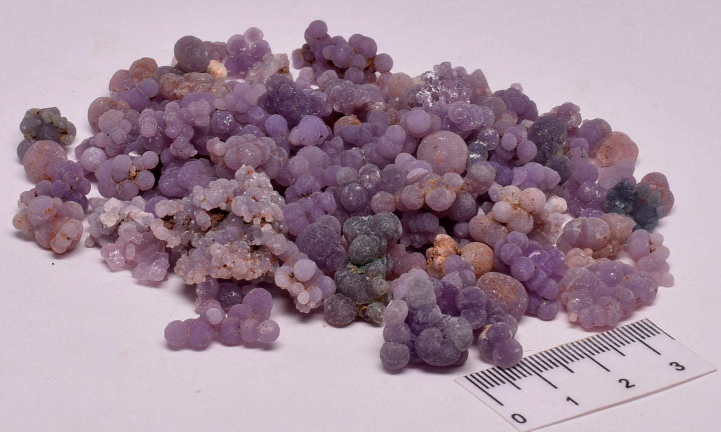 GRAPE AGATE 70 grams P1704